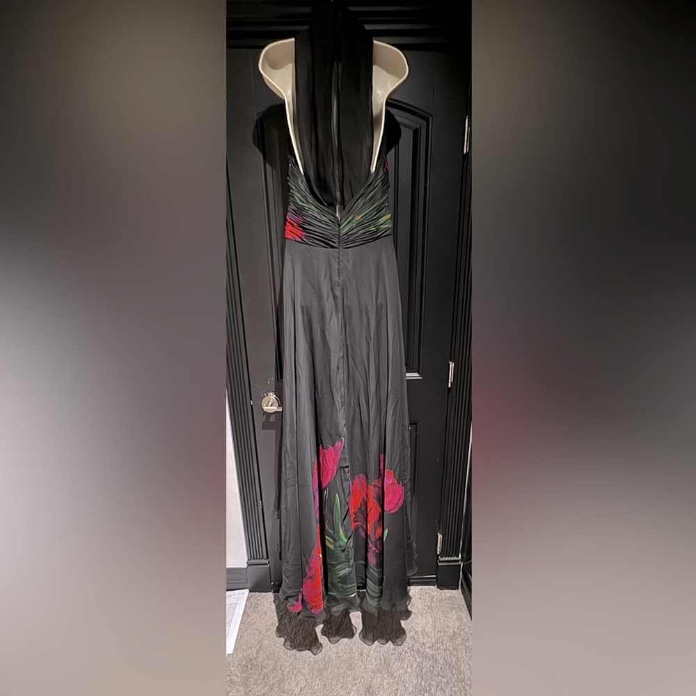 Tony Bowls Evenings Formal Dress - Picture 2 of 7